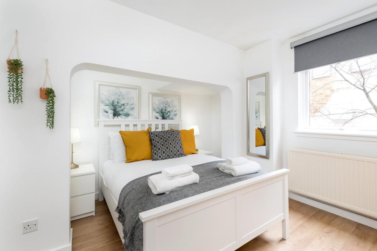 Cosy 1 Bedroom In The West End เอดินบะระ ภายนอก รูปภาพ