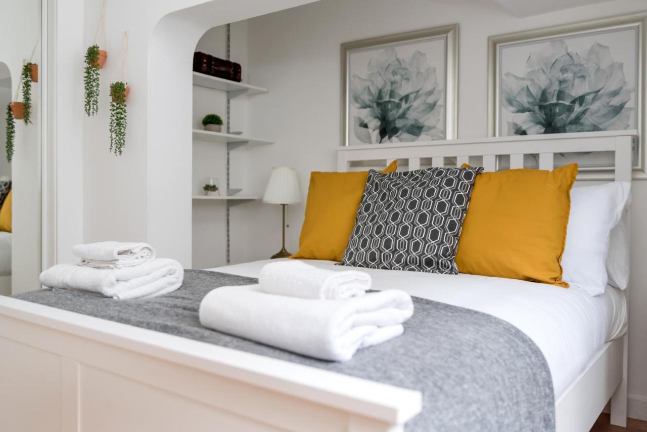 Cosy 1 Bedroom In The West End เอดินบะระ ภายนอก รูปภาพ