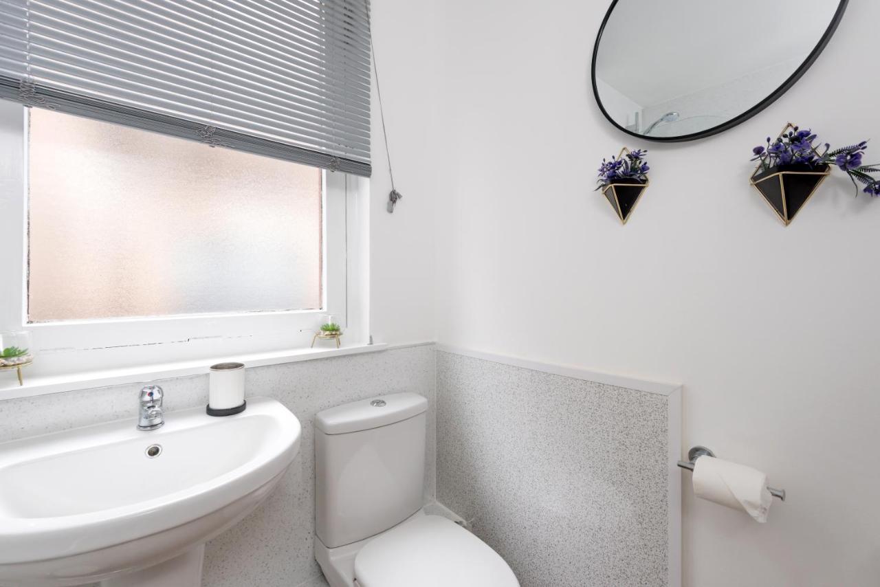 Cosy 1 Bedroom In The West End เอดินบะระ ภายนอก รูปภาพ